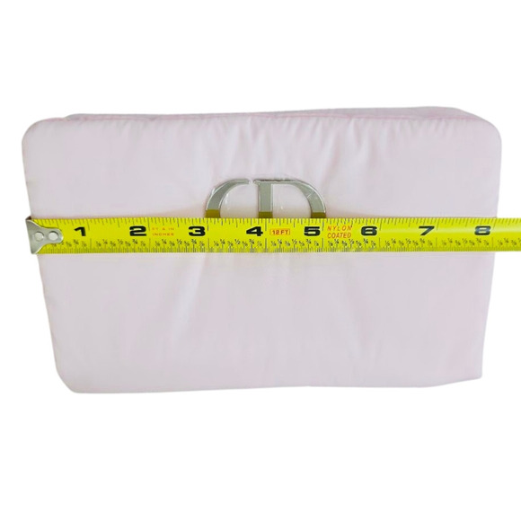 DIOR NEW Pink Clutch Cosmetic Beauty Bag with Silver "CD" Christian Dior - Picture 9 of 12